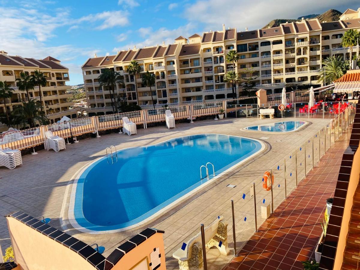 Апартаменти The Heights Relax Лос-Крістіанос Екстер'єр фото