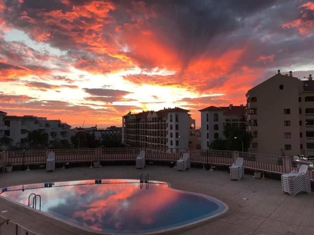 Апартаменти The Heights Relax Лос-Крістіанос Екстер'єр фото